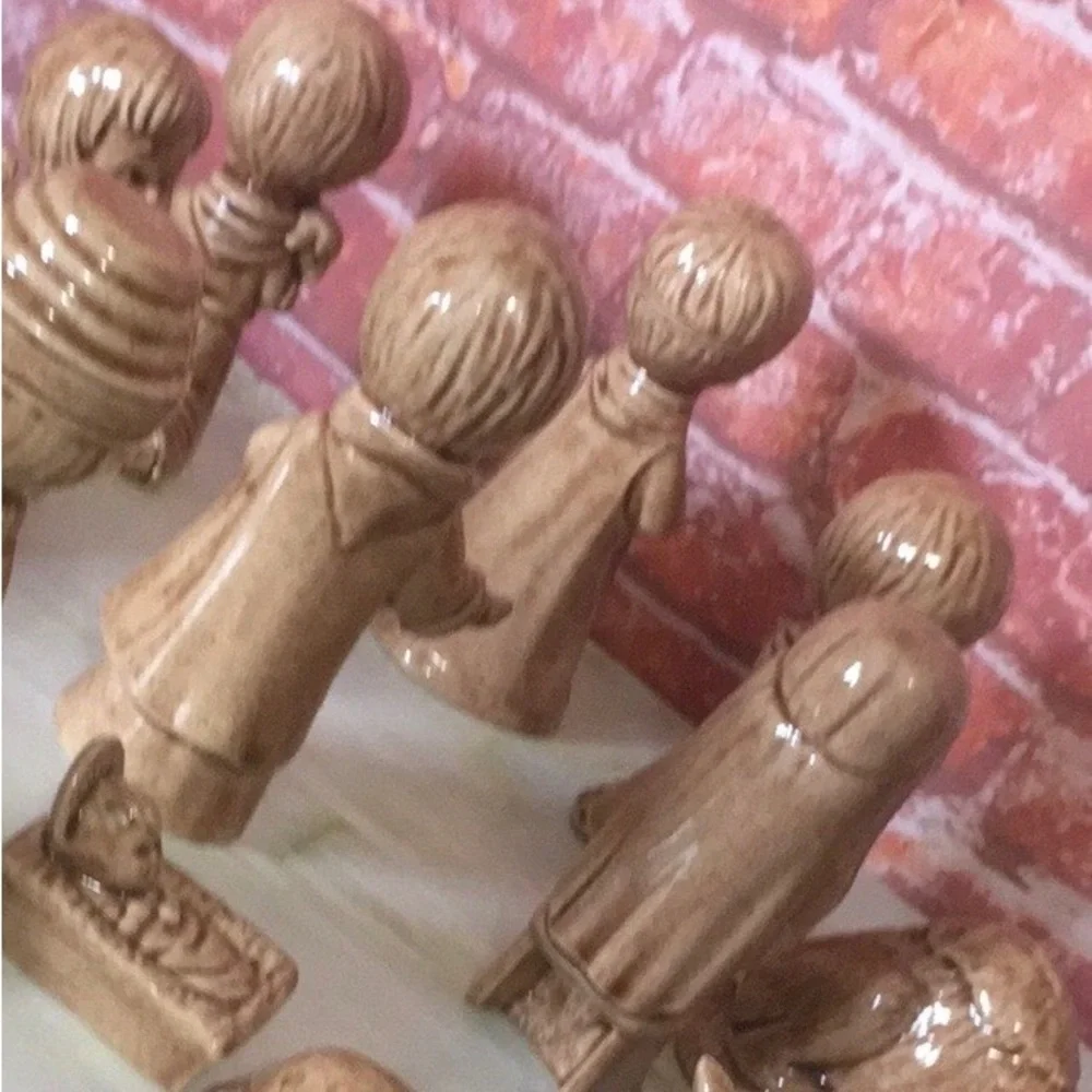Vintage 70s Duncan Enterprises Tan Glazed Ceramic 12 Piece Nativity Set